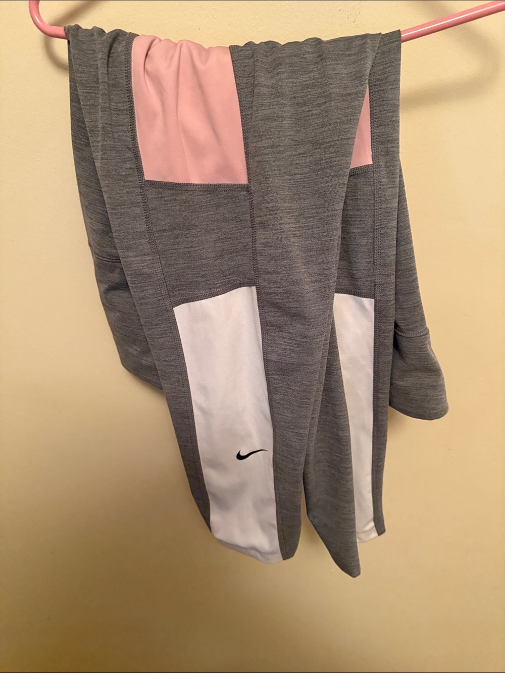 Nike Women’s Gray Jacket with Pink & White Colorblocks